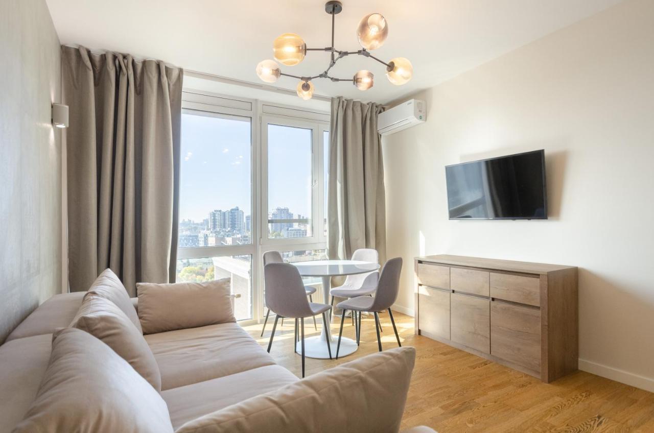 Petrovdom Apartments 220-126-226 In Rc Hofman House, 34 Zolotoustivska Street キエフ エクステリア 写真