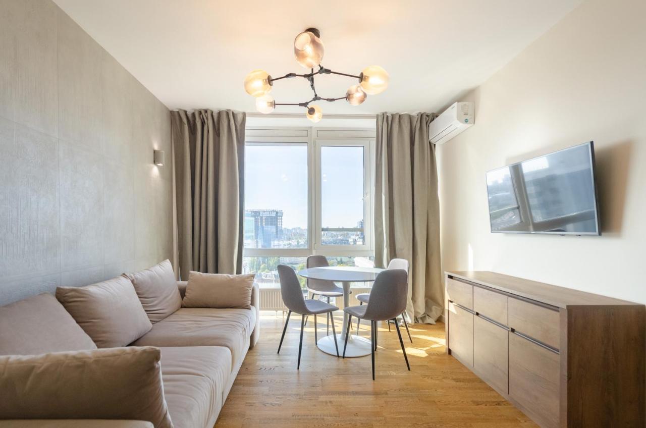 Petrovdom Apartments 220-126-226 In Rc Hofman House, 34 Zolotoustivska Street キエフ エクステリア 写真