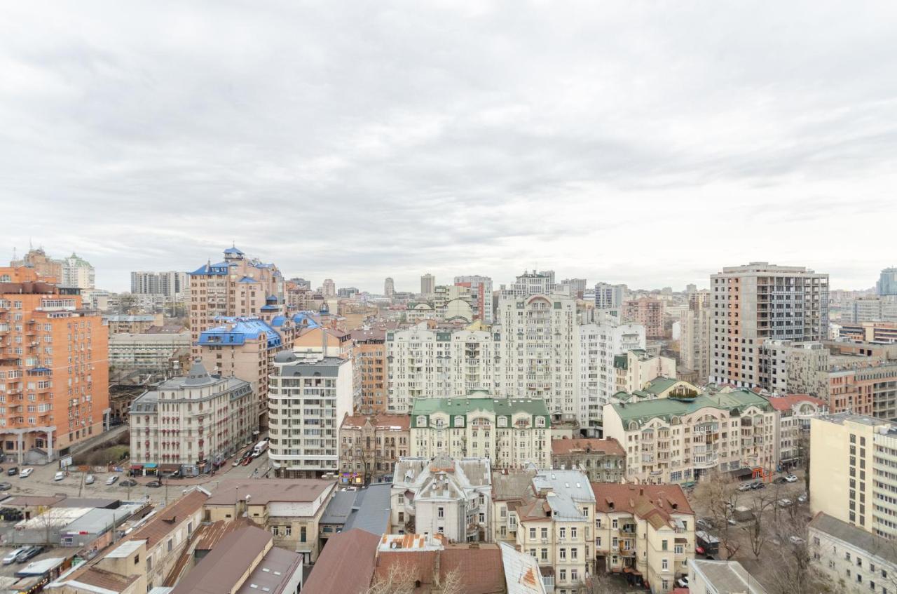 Petrovdom Apartments 220-126-226 In Rc Hofman House, 34 Zolotoustivska Street キエフ エクステリア 写真
