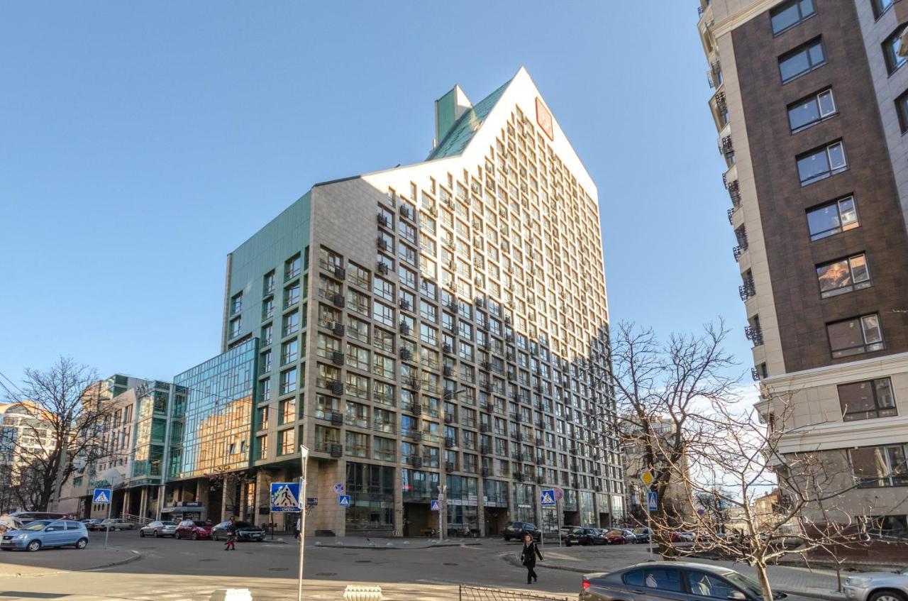 Petrovdom Apartments 220-126-226 In Rc Hofman House, 34 Zolotoustivska Street キエフ エクステリア 写真