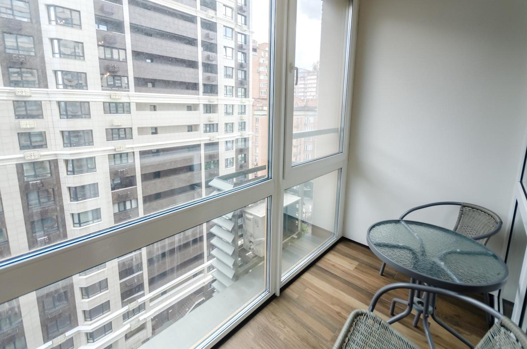 Petrovdom Apartments 220-126-226 In Rc Hofman House, 34 Zolotoustivska Street キエフ エクステリア 写真
